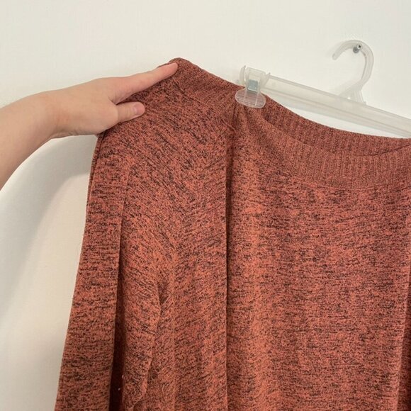 TORRID 4 Plus Size Off Shoulder Super Soft Plush Rib Trim Sweatshirt Coral ish - Picture 7 of 16